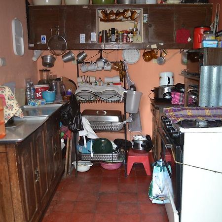 Hostal Morenos Antigua ภายนอก รูปภาพ
