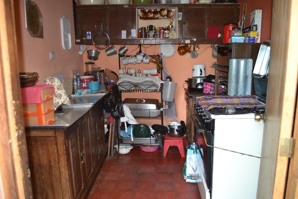 Hostal Morenos Antigua ภายนอก รูปภาพ